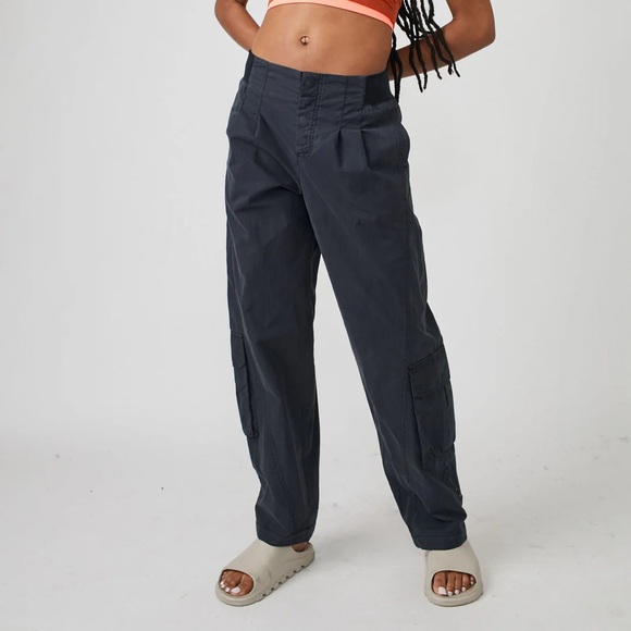 FP Movement by Free People mesmerize me hiking cargo pants S black - Picture 3 of 10